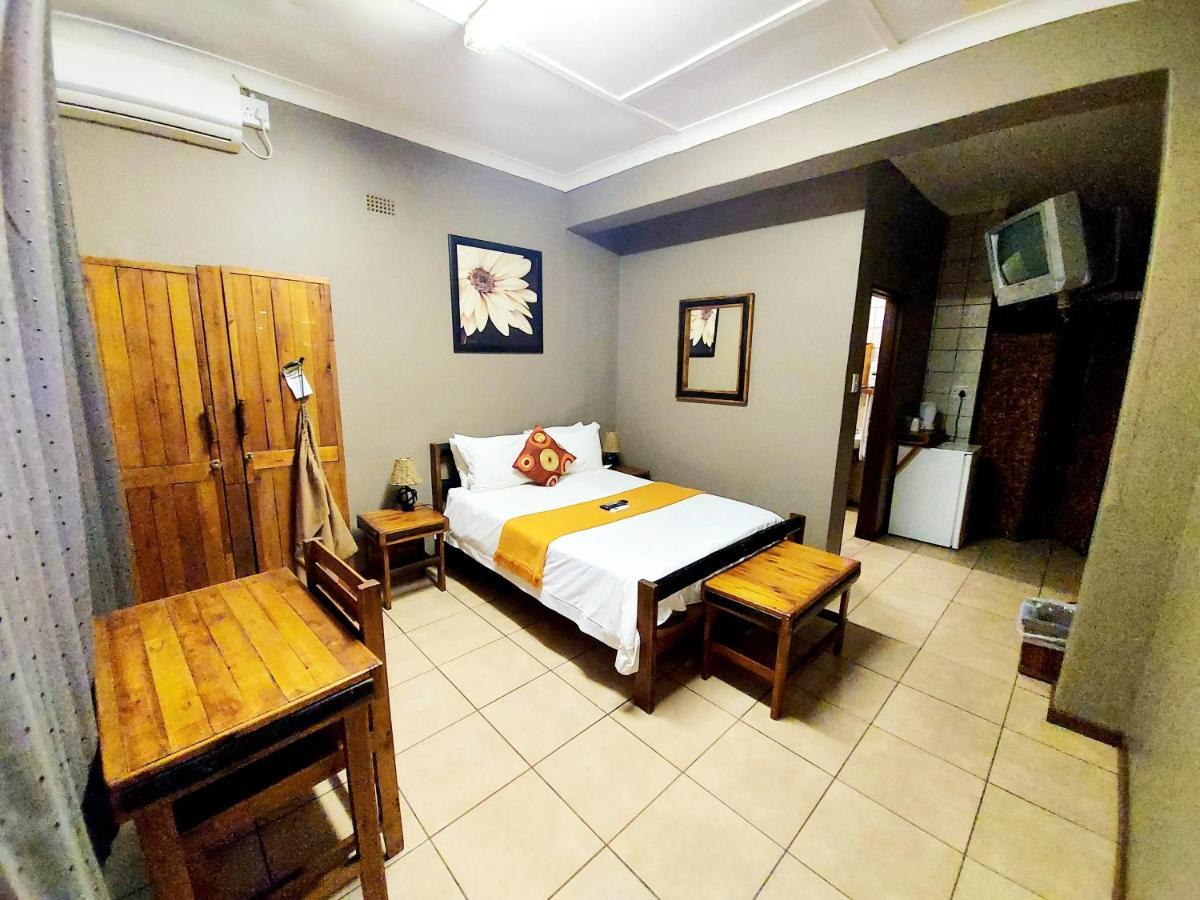Sundown Lodge كوماتيبورت المظهر الخارجي الصورة